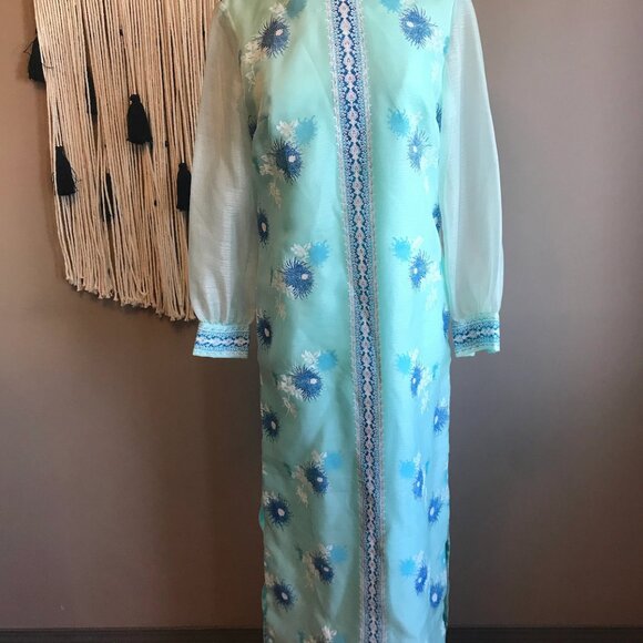 Vintage 1960s Hawaiian Dress Alfred Shaheen - Picture 2 of 6